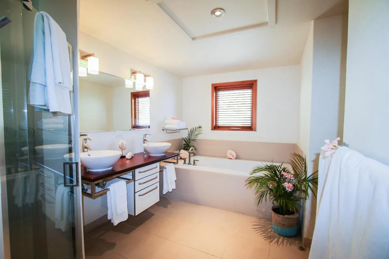 Resort The Hideaway At Hughes Point Hotel Freetown Village
